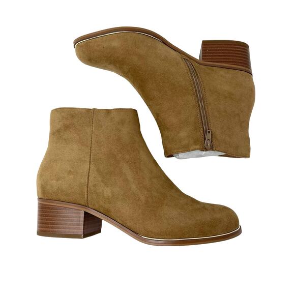 Lane Bryant Ankle Booties Faux Suede Taupe Size 10W - Picture 5 of 6